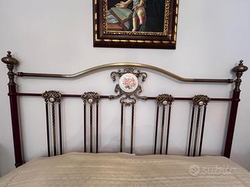Struttura letto matrimoniale in ottone