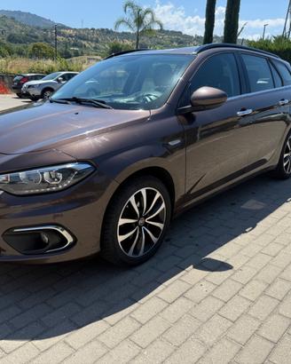 Fiat Tipo 1.6 Mjt S&S 5 porte S-Design