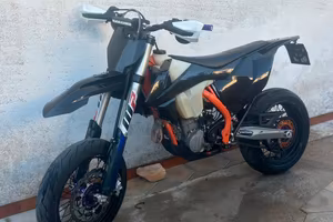 KTM EXC-F 500 Six Days Motard