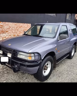OPEL Frontera 2.0i Sport
