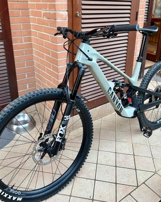 Ebike Canyon Spectral Onfly CF9