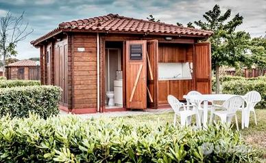 Piazzola Attrezzata in Villaggio (cucina+bagno)