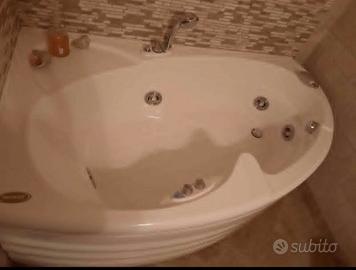 Vasca idromassaggio Jacuzzi
