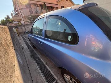 NISSAN MICRA 1000€