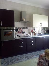 Cucina moderna bicolore