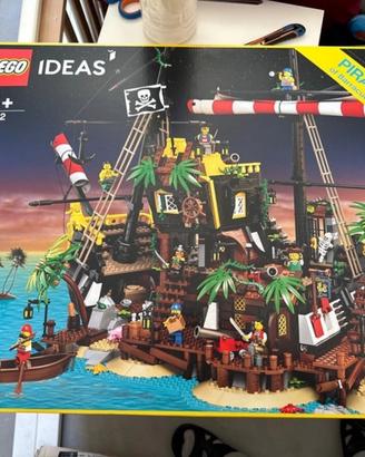 Lego Ideas 21322 Pirates of Barracuda Bay