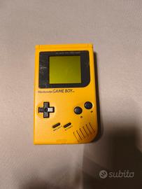 gameboy Classic dmg-01 giallo