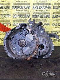 MERCEDES A180 cambio usato 640940