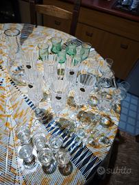 set bicchieri in cristallo, tovaglie e centrotavol