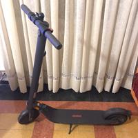 Monopattino Elettrico Ninebot KickScooter