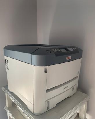 OKI Pro7411WT – Stampante LED A4 CMYK + Bianco