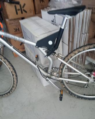 Mountain-bike Mercedes