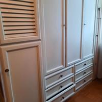 Armadio bianco stile marina