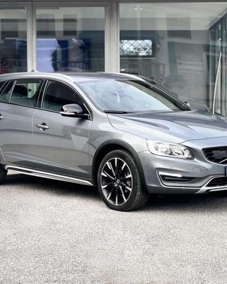 Volvo V60 Cross Country 2.0 Diesel 150CV Auto E6 -