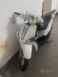 Piaggio liberty 126 bianco 2018 trattabile