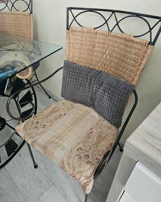 tavolo da giardino con sedie