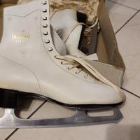 Pattini da ghiaccio donna in pelle anni 70 Adidas