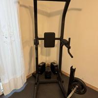 Training station 900
