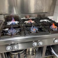 Cucina 6 fuochi professionale