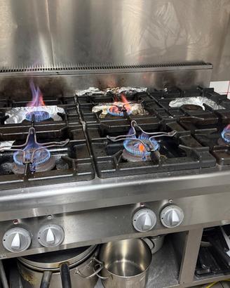 Cucina 6 fuochi professionale