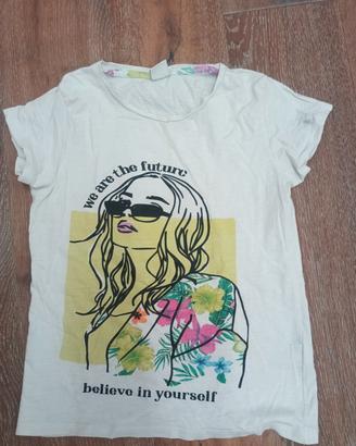 T-shirt 8/9 anni 