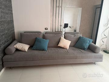 Divano marca Rizzetto mod. Talent