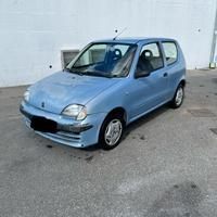 Fiat 600  cilindrata 1100 anno 2004