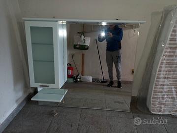 mobiletto con specchiera bagno