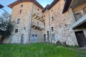 CASA INDIPENDENTE A GORLAGO