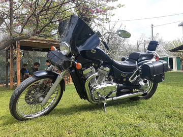 Suzuki Intruder 800