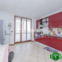 TRILOCALE CON BALCONE E BOX