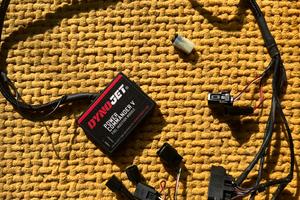 Centralina power commander V