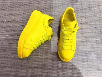 Alexander McQueen 38