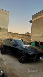 Porsche cayenne turbo