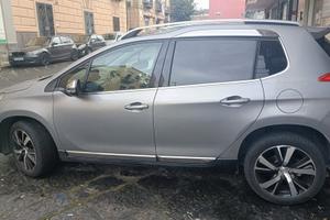 Peugeot 2008 1.6 HDi 120 CV allure