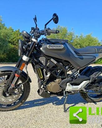 HUSQVARNA Svartpilen 125 SOLO 1800 KM