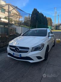 Mercedes-benz cla 200d 4 matic sport