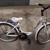 Bicicletta ragazza