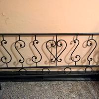 struttura letto in ferro battuto artigianale