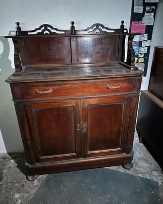Credenza