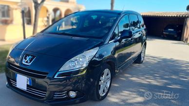 Peugeot 5008 2.0 hdi 150CV allure