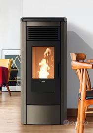 Termostufa a pellet "THERMOAURA" Klover