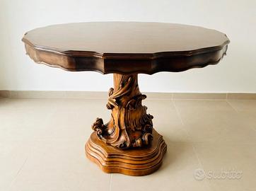 Tavolo rotondo in legno
