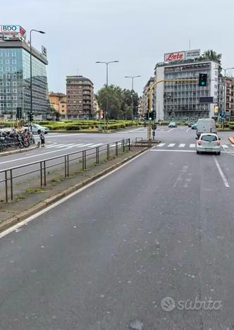 Stanza singola in ZONA LORETO -LIBERA SUBITO