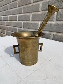 Mortaio antico di bronzo grande peso 4Kg e 500