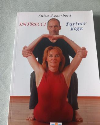 Libro yoga “Intrecci”- immagine e parole