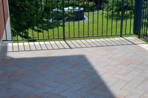 Cave trilocale arredato con balcone