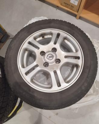 Cerchi e gomme invernali Micra K12