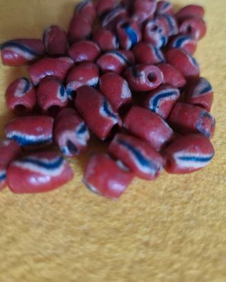 perle di pasta di vetro fatte a mano