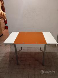 Tavolino 80x80 (prolungabile 80x130)